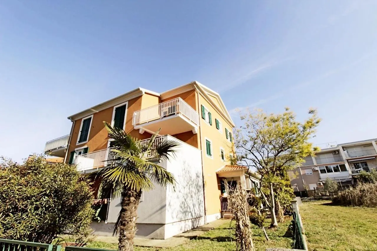 Sea View Drena Zambratija Apartment