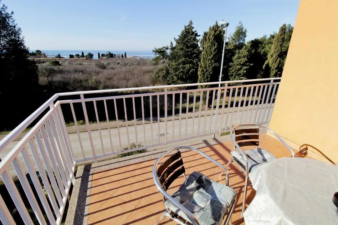 Sea View Drena Zambratija Apartment